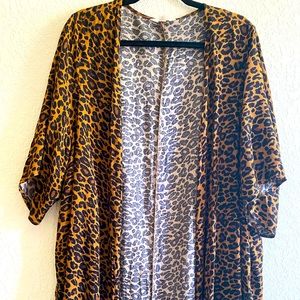 Leopard animal print Open front kimono.